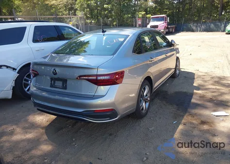 2024 Volkswagen Jetta 1.5T Se from USA, damaged, VIN 3VW7M7BU3RM001999